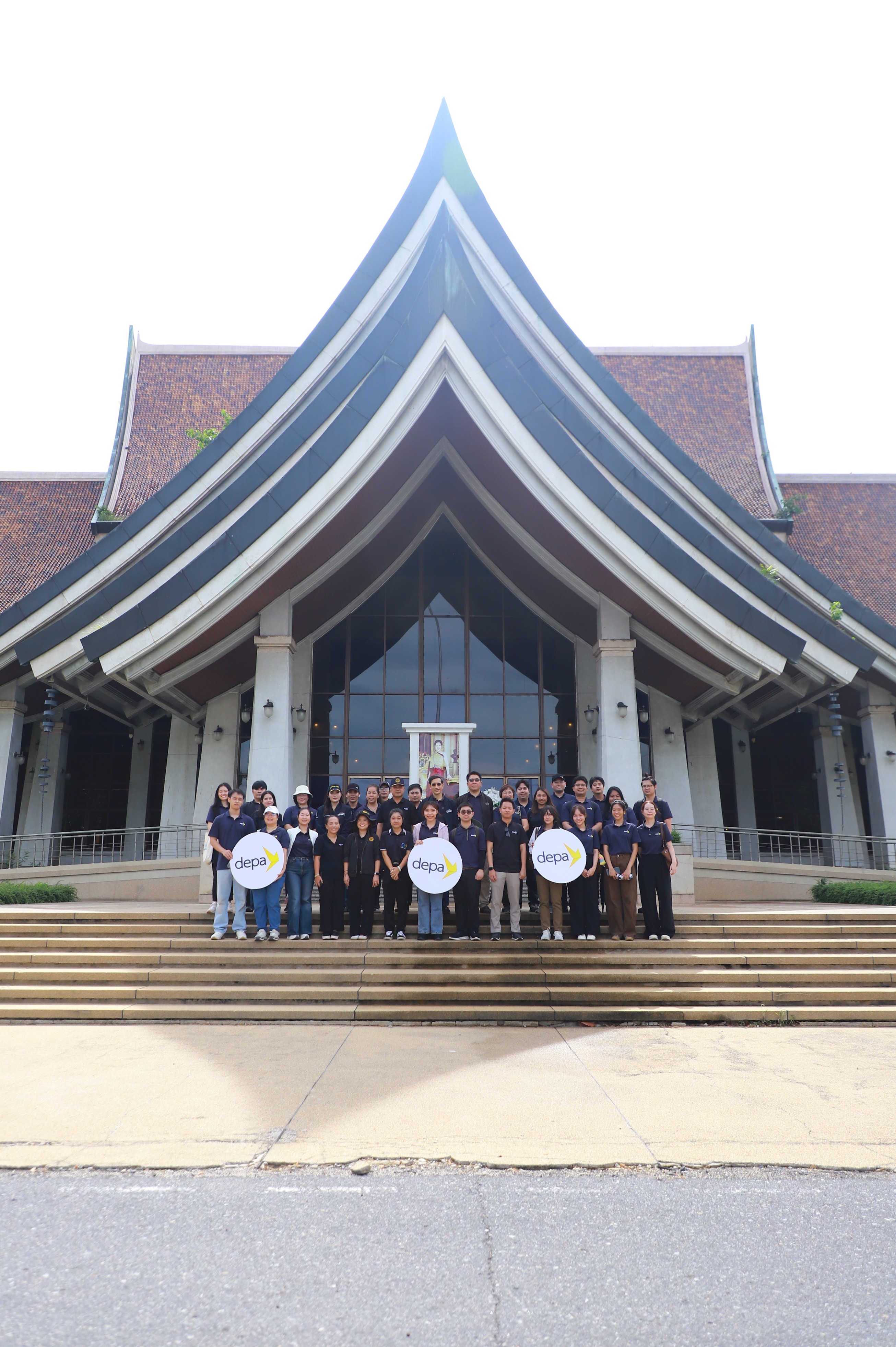 title - ส.ป.ก. - depa ร่วมใจปลูกต้นไม้ ภายใต้กิจกรรม CSR ปลูกต้นไม้ (Grow Green) เพิ่มพื้นที่สีเขียว ลด CO2 ณ ศูนย์ส่งเสริมและพัฒนาอาชีพเสริมนอกภาคการเกษตร